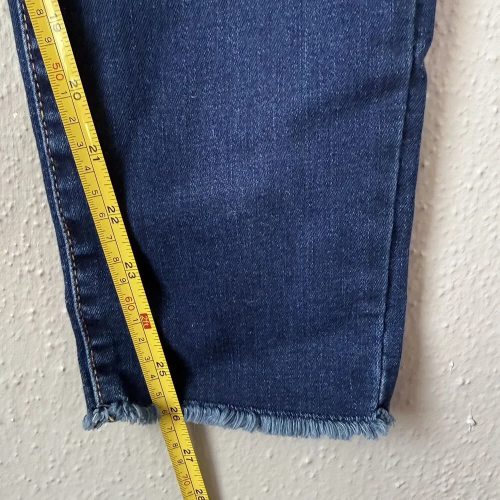 Time And Tru Women Size 12 High Rise Skinny Pockets Denim Blue Jeans